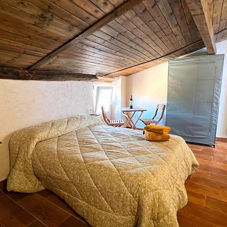 Estudio O Apartamento Toni Alcala del Jucar Buitenkant foto